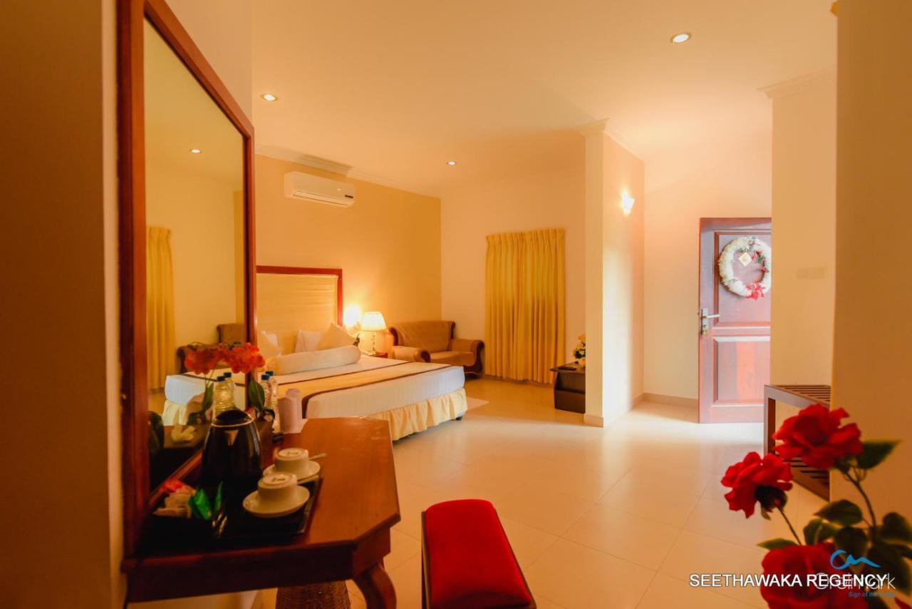 Seethawaka Regency Avissawella Exteriör bild